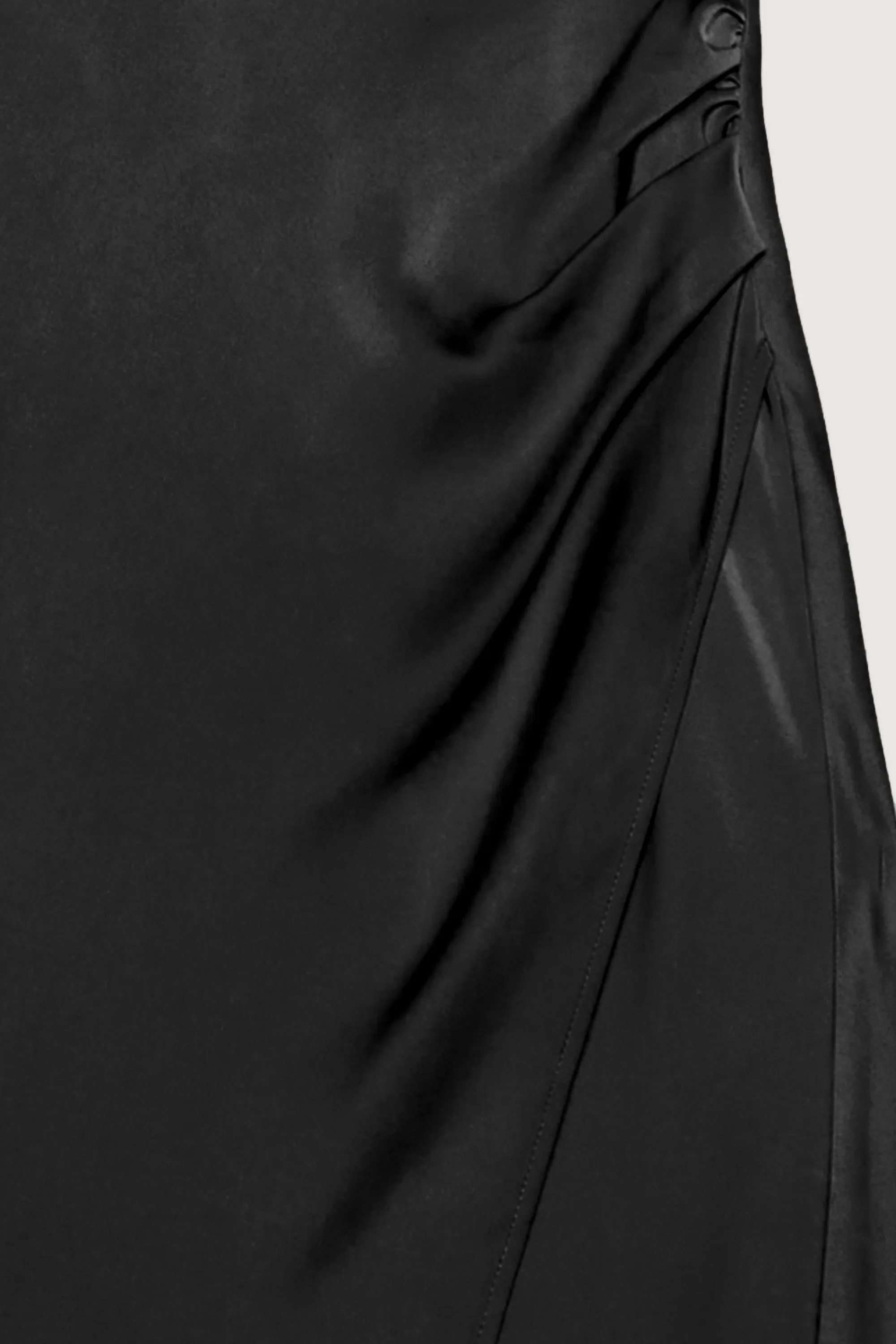 MIDI SLIP SKIRT