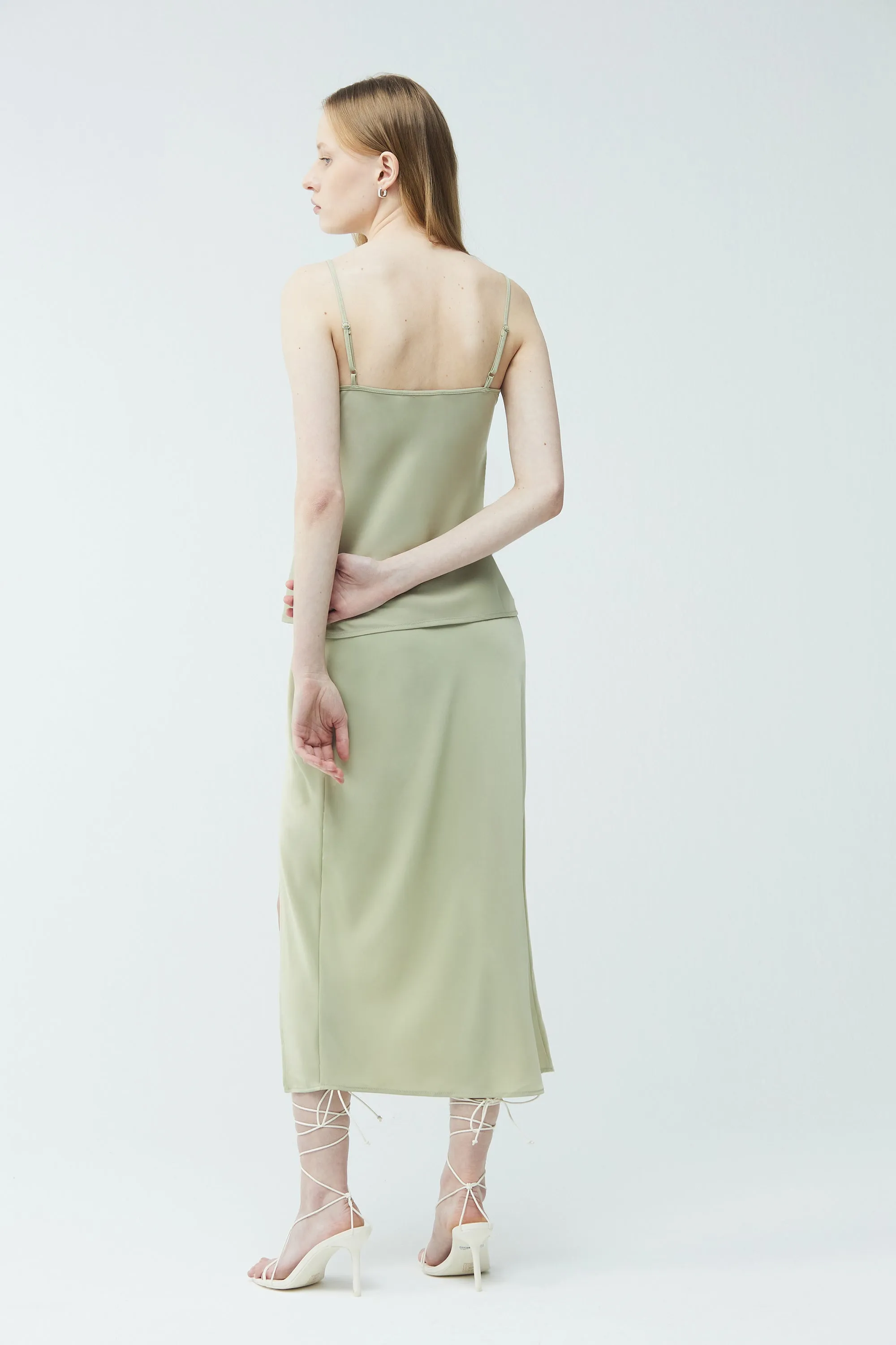 MIDI SLIP SKIRT