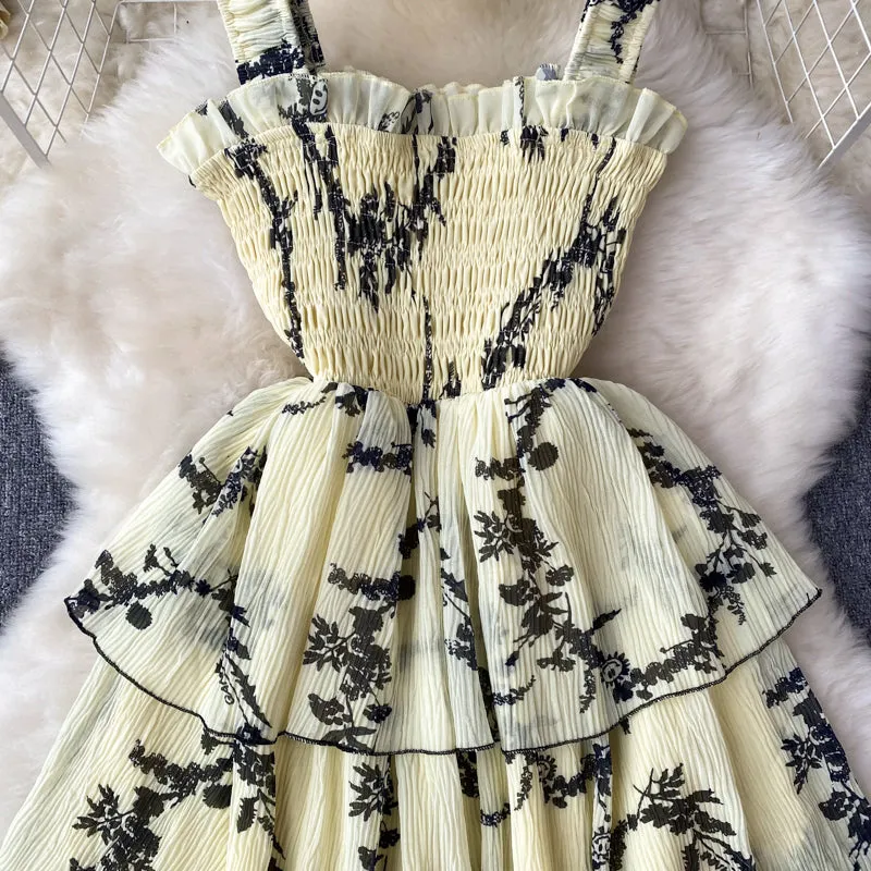 Niche Pleated Printed Cake Dress