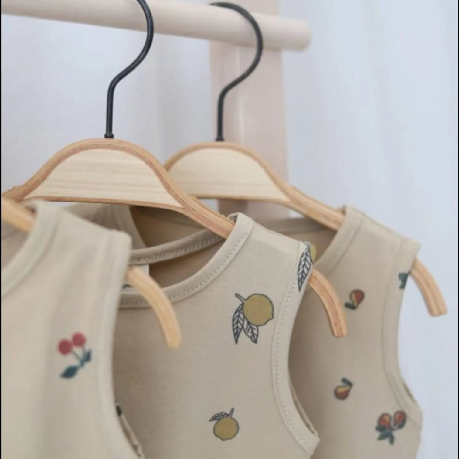 Pear romper