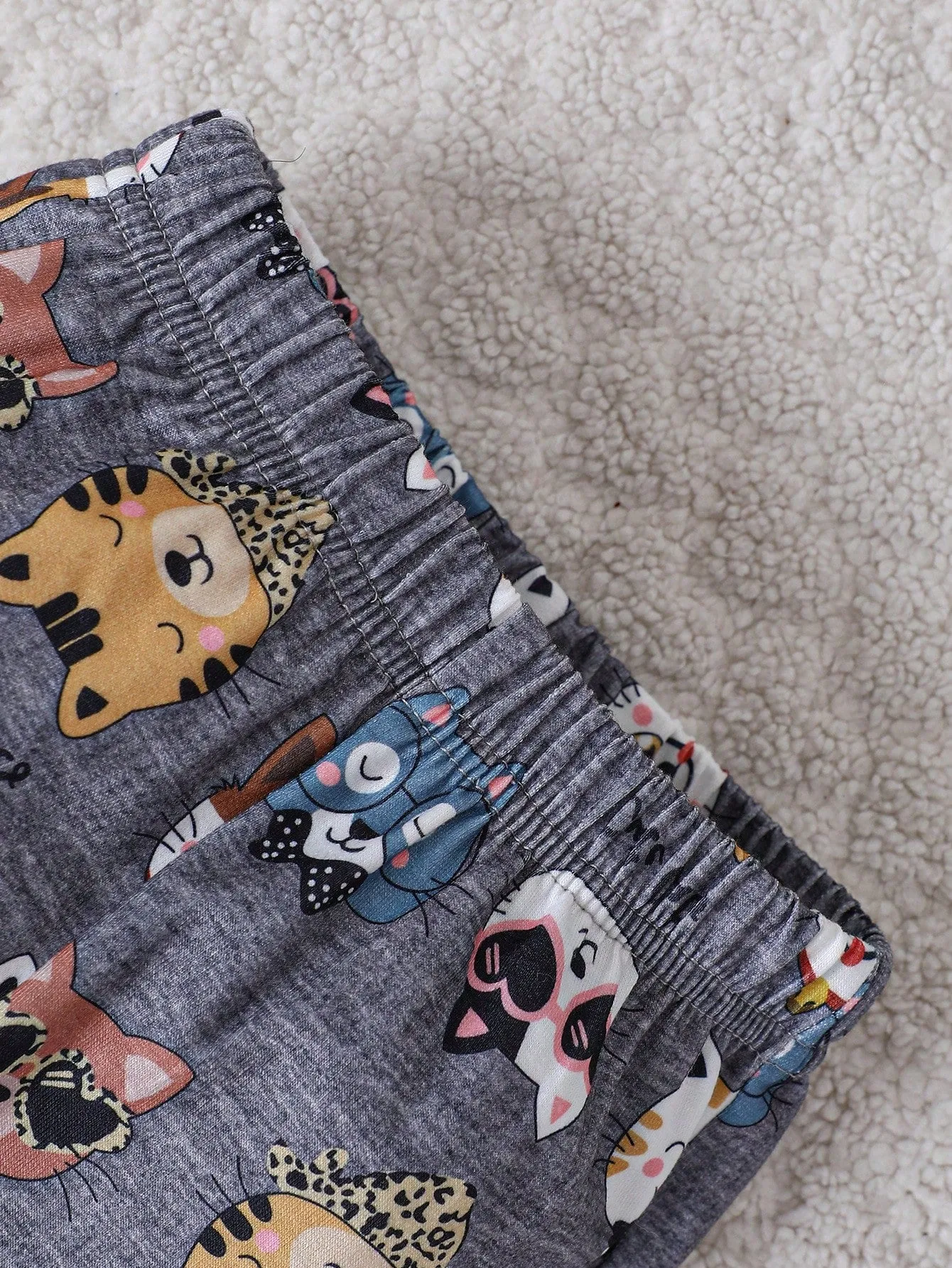 SHEIN Baby Boy 3D Ear Patched Hooded Teddy Vest Coat & 1pc Cartoon Graphic Bodysuit & 1pc Pants