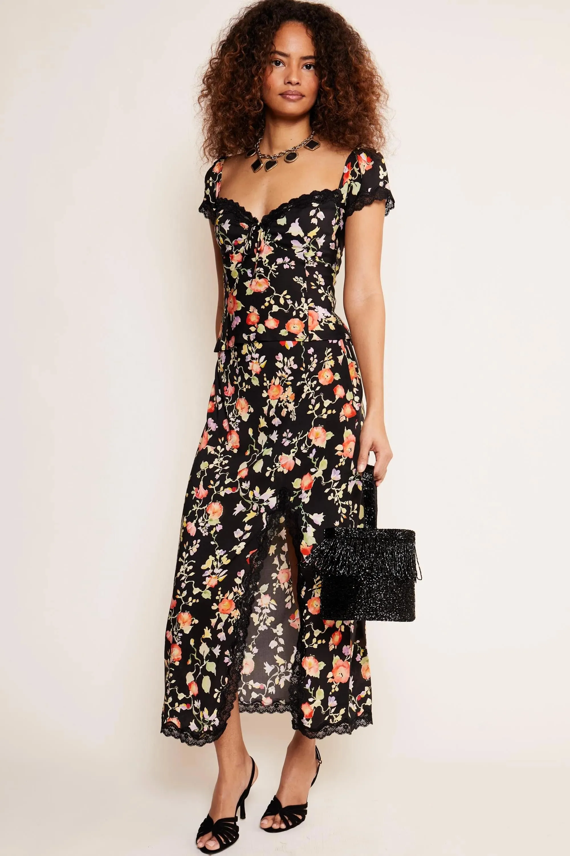 Sibilla - Waterblossom Black