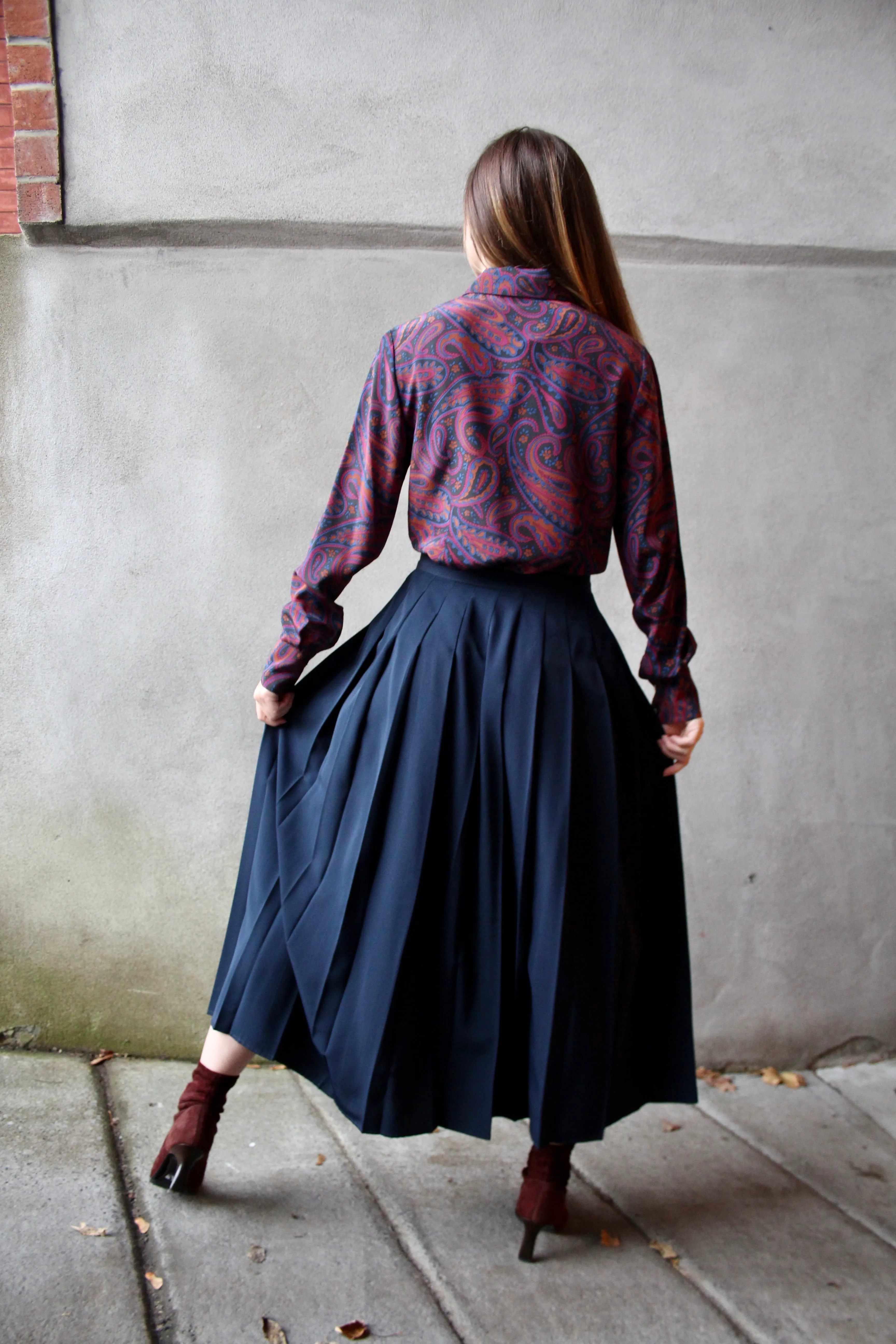 Vintage Navy Midi Skirt - 28